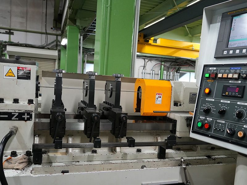 ガンドリル加工